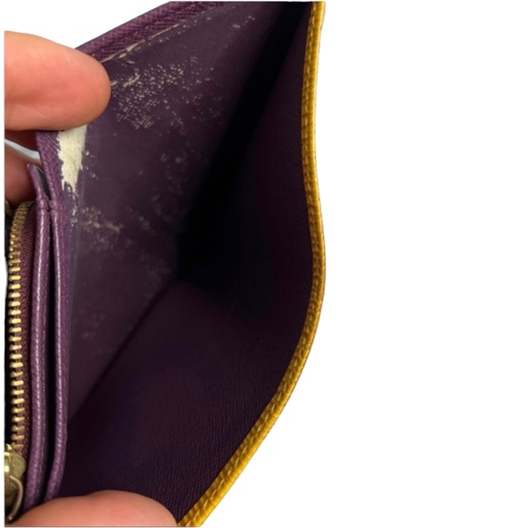 Louis Vuitton Epi Porte Monnaie Billets Tresor Leather Bifold Wallet - Picture 9 of 16